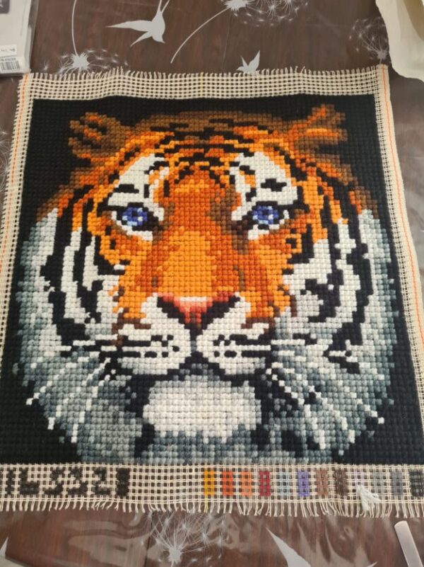 Coussin tigre